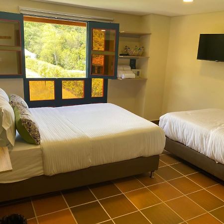 Hotel Bambu Guatape Exterior photo